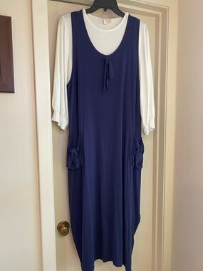 Zadie B’s Navy Maxi Dress with White Insert and Pockets